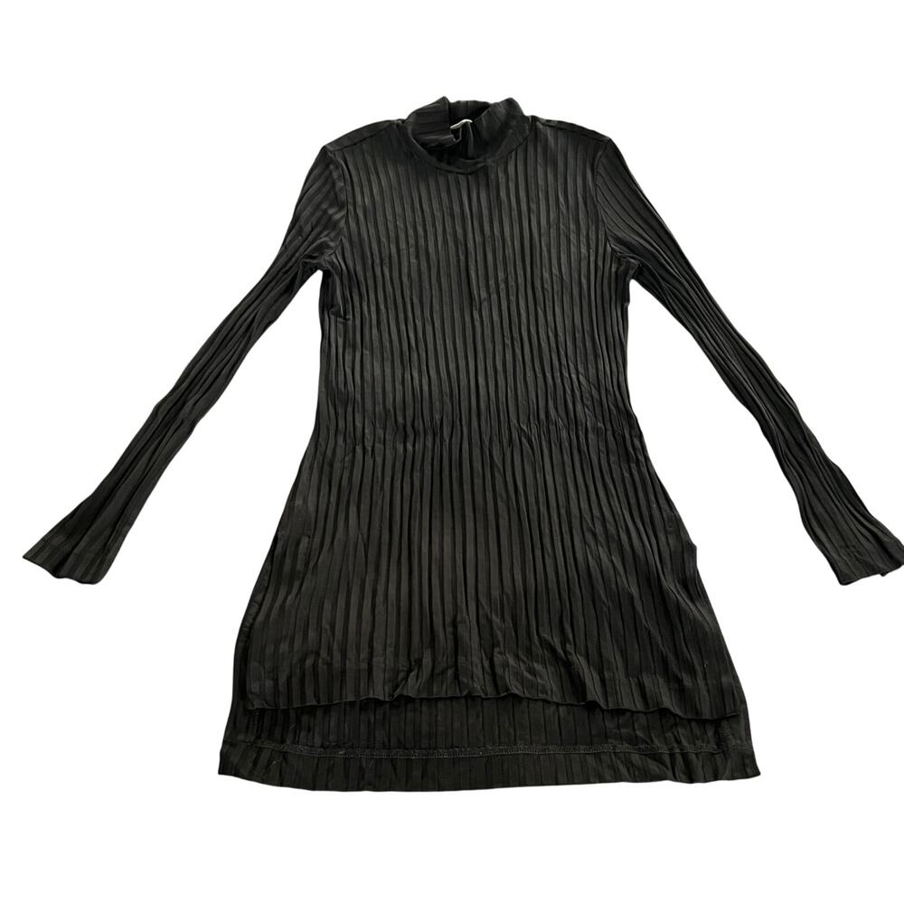 Hugo Boss ribbed knit tunic size small black. Long sleeves